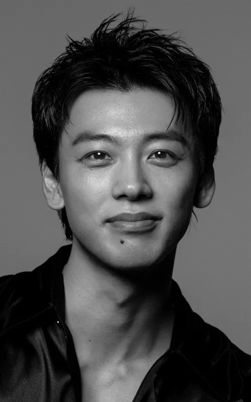 Ryoma Takeuchi