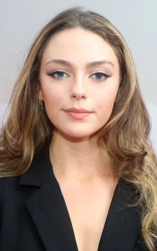 Danielle Rose Russell