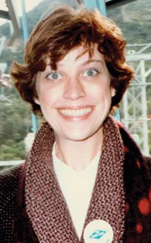 Lynne Naylor