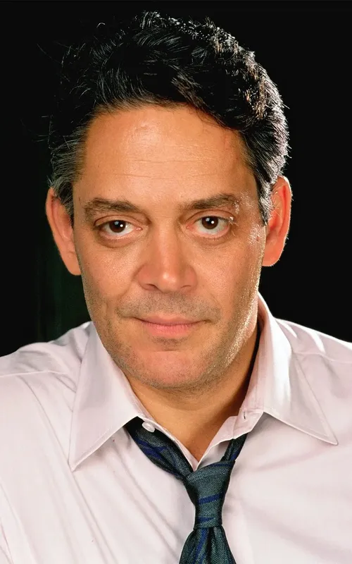 Raúl Juliá