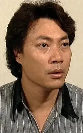 梁琛荣