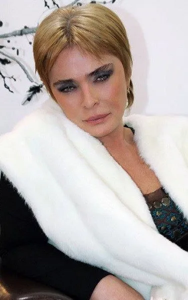 Nino Khomasuridze