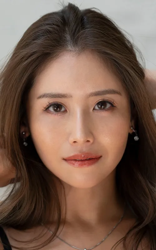 Kana Miyashita