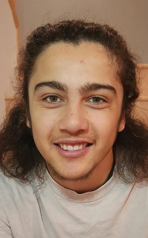 Paku Fernandez