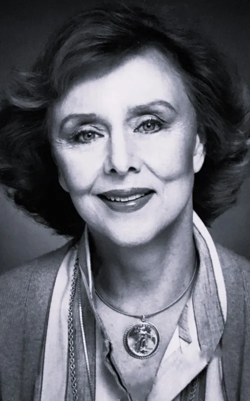 Louise Latham