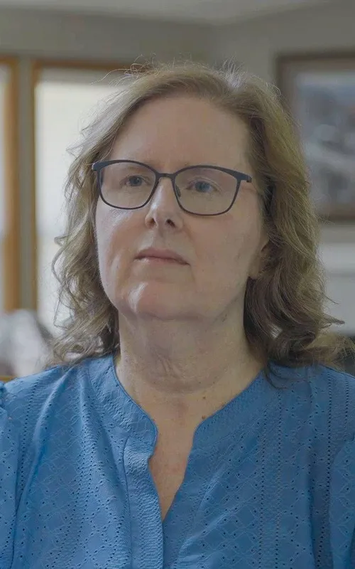Lynn Divoky