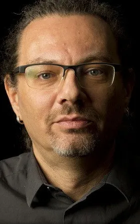 Dario Azzellini