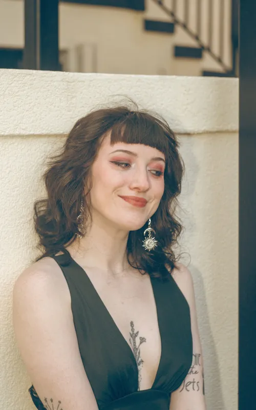 Mia Waugh