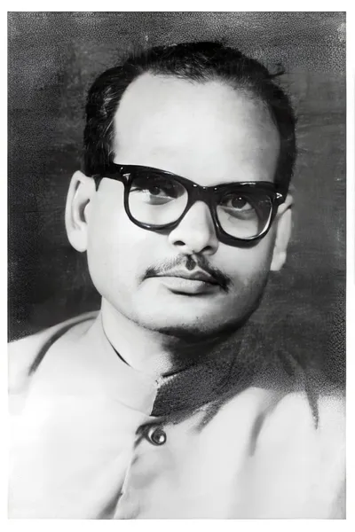 Phani Majumdar