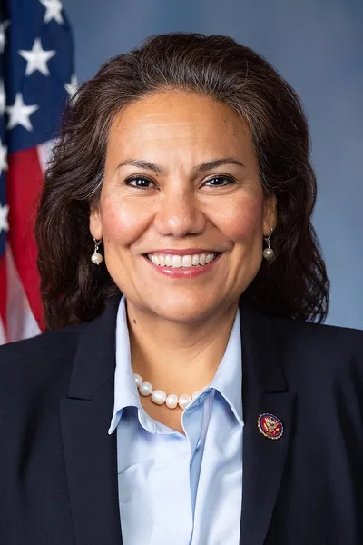 Veronica Escobar