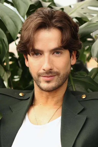 Carlos Torres