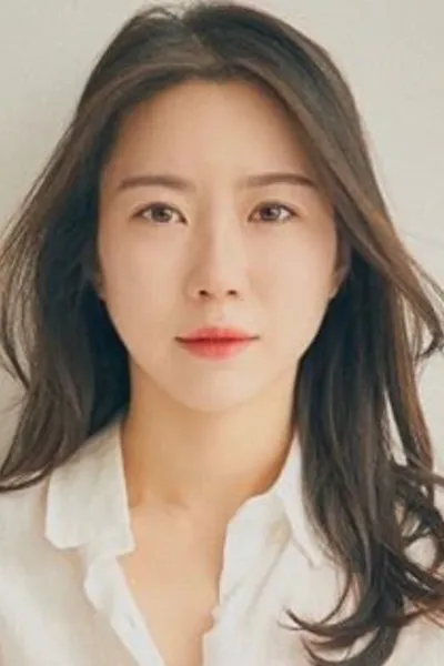 Lee Si-young