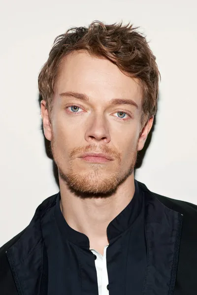 Alfie Allen