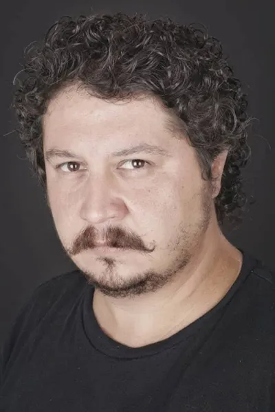Yuksel Molla