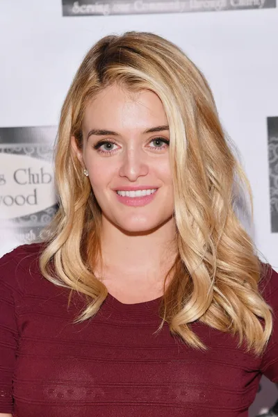 Daphne Oz