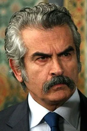 Erol Tezeren