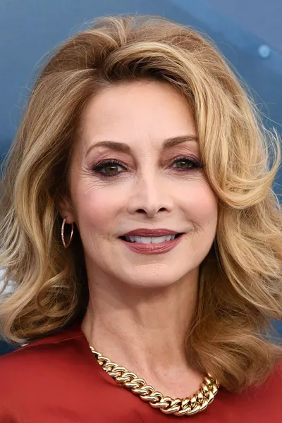 Sharon Lawrence