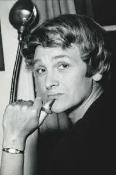 Nicole Védrès