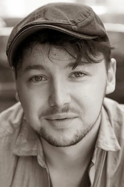 Tom Fox Davies