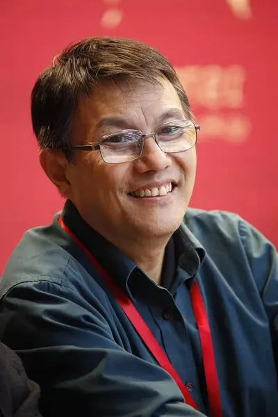 Xiaogang Lü