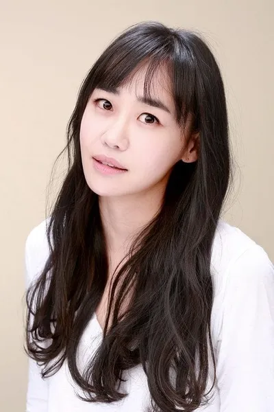 Kang Rae-yeon