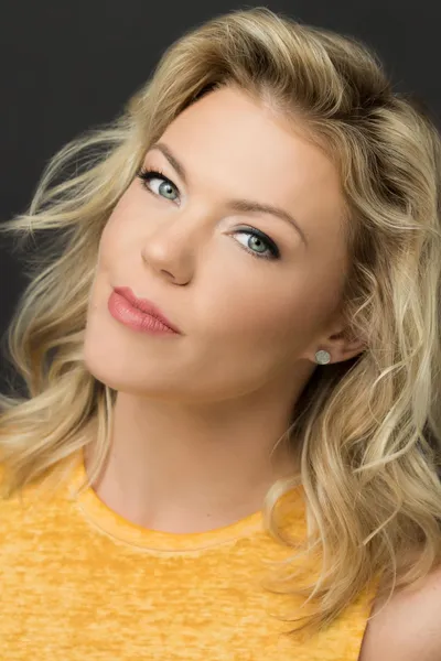 Robyn Hurder