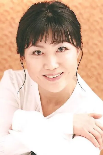 Shin Hye-jung