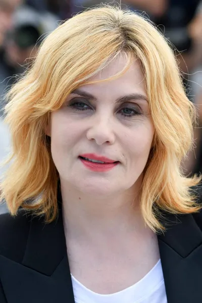 Emmanuelle Seigner