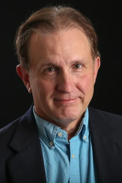 Robert Tinnell