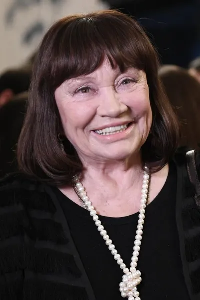 Larisa Luzhina