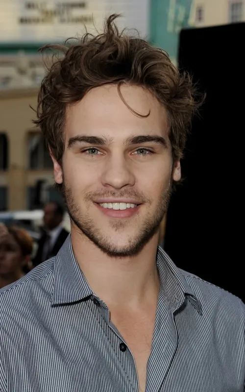 Grey Damon