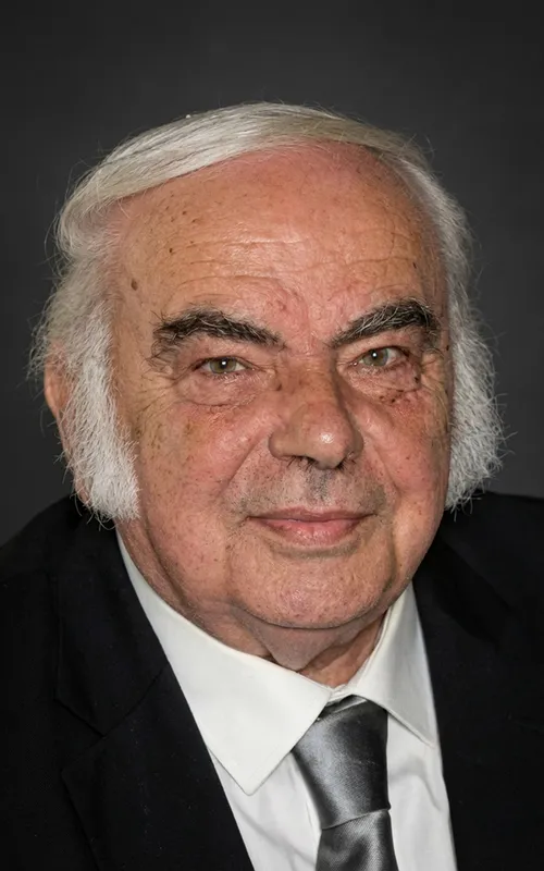 Enis Fosforoğlu