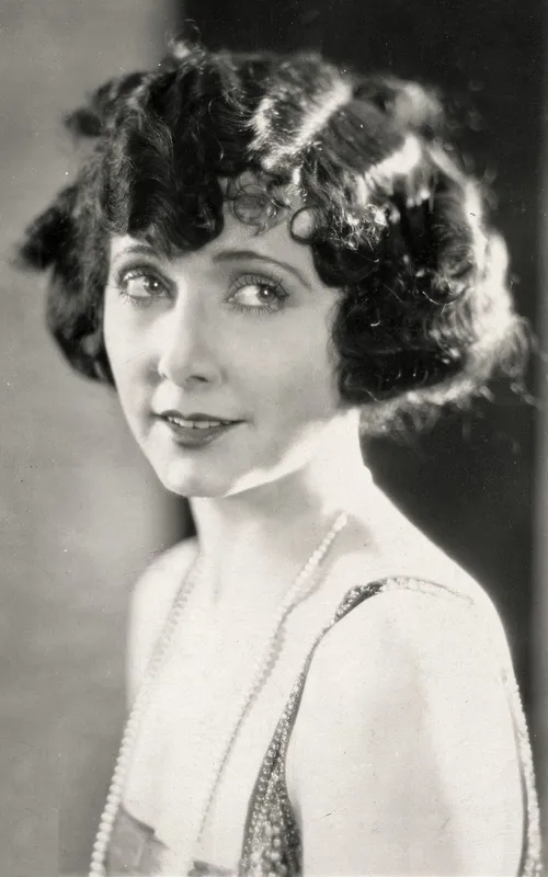 Mae Busch