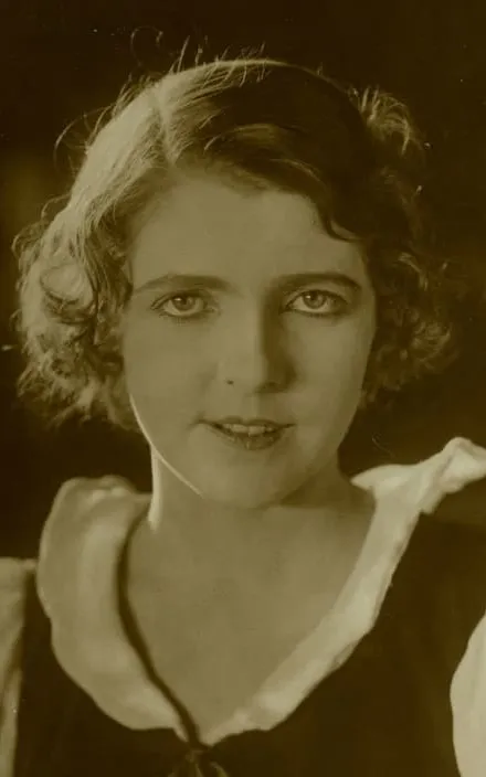 Helga Thomas