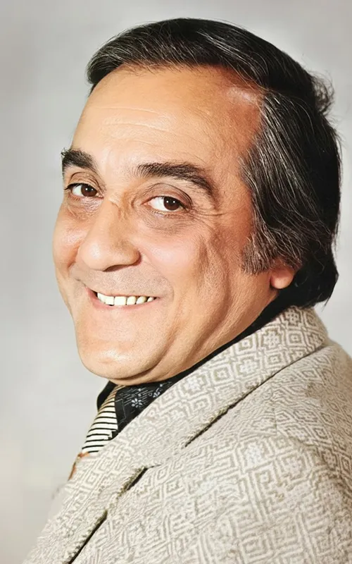 Selim Naşit