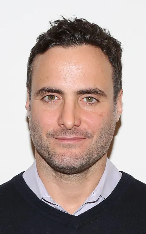 Dominic Fumusa