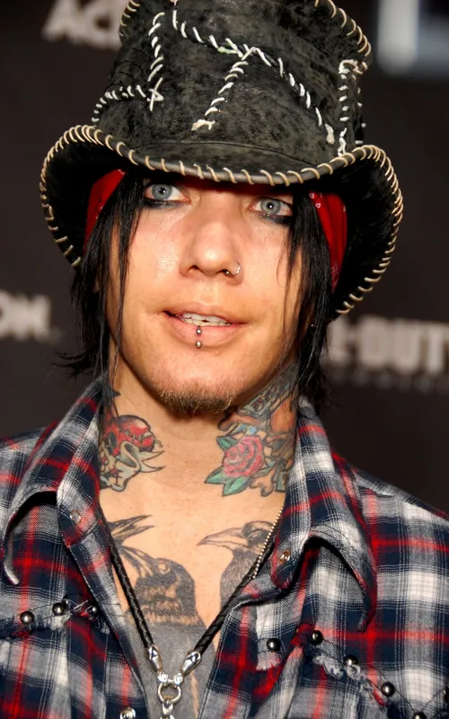 DJ Ashba