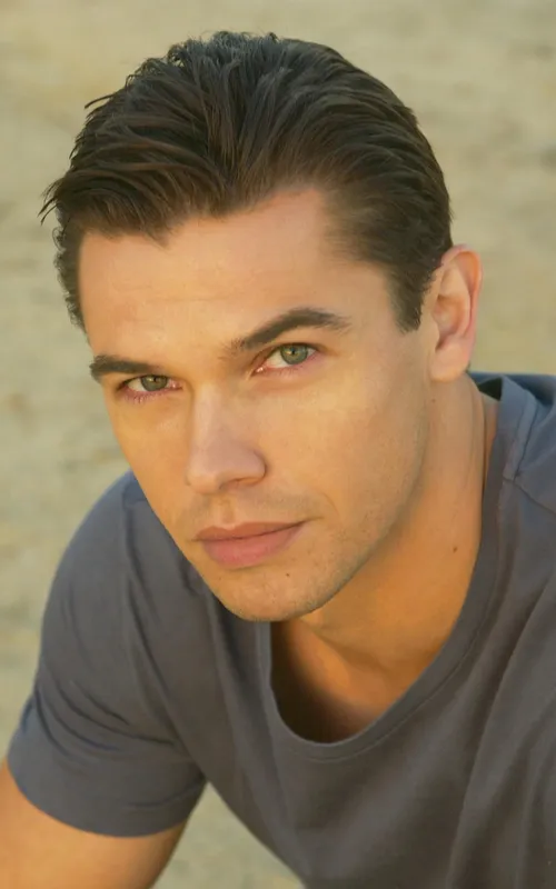 Paul Telfer