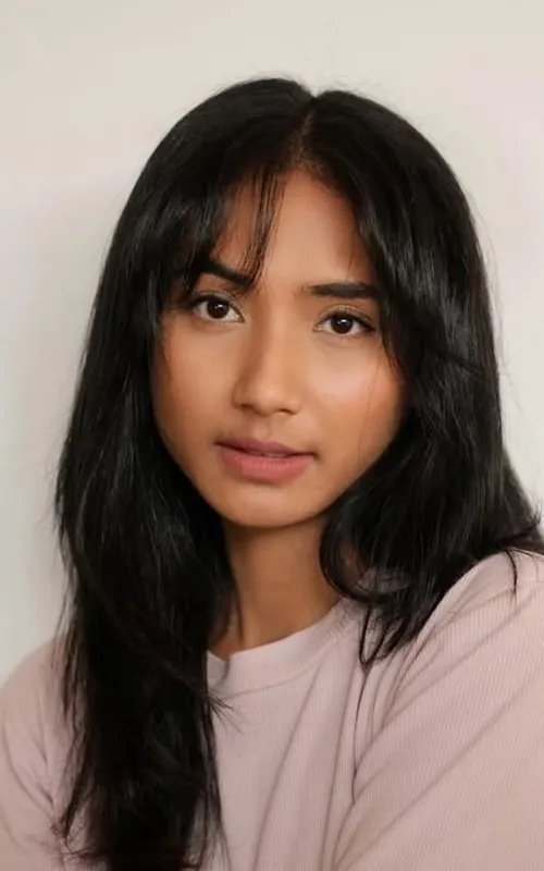 Rhesa Putri