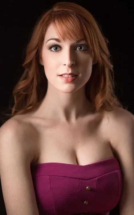 Lisa Foiles