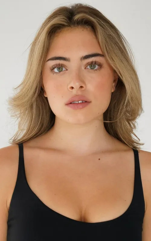 Bella Mraz