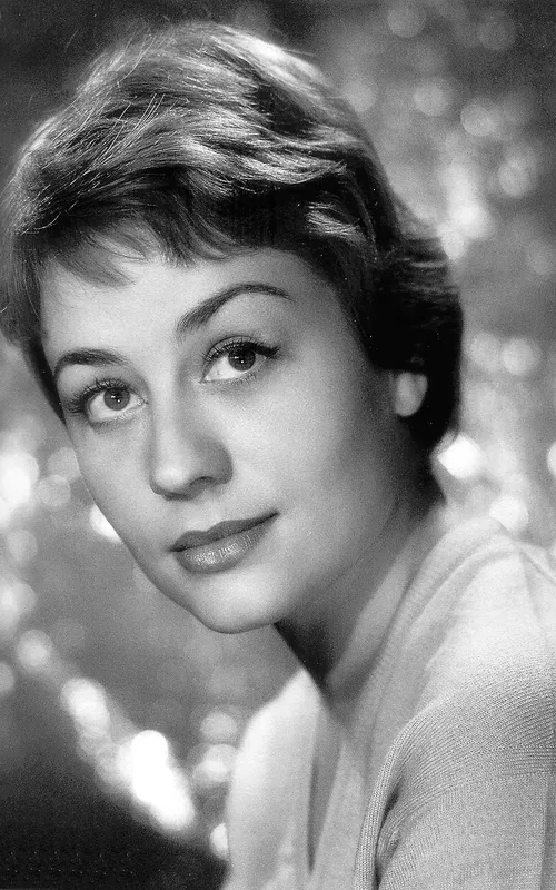 Annie Girardot