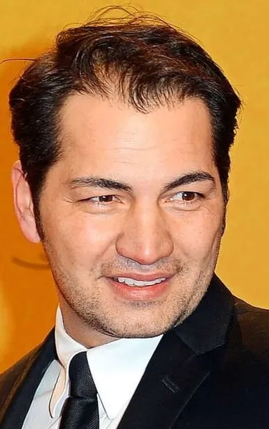 Bülent Sharif