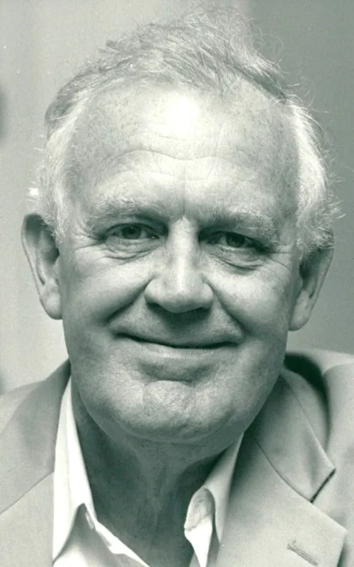 Joss Ackland