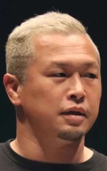 Yasuhiro Suzuki