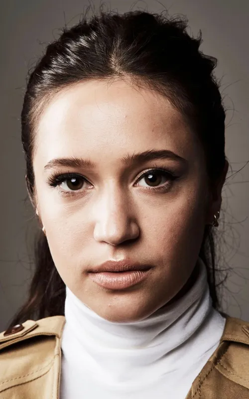 Gideon Adlon