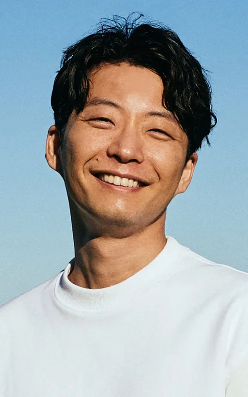 Gen Hoshino