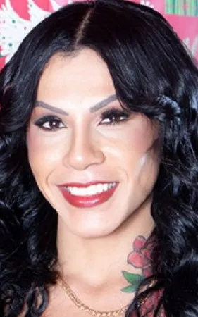 Ana Carolline