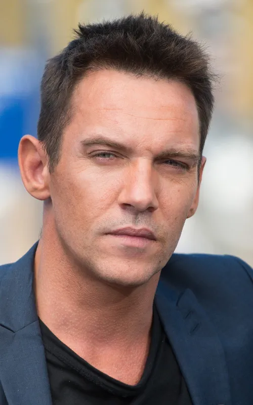 Jonathan Rhys Meyers