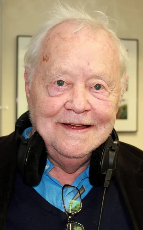 Dudley Sutton